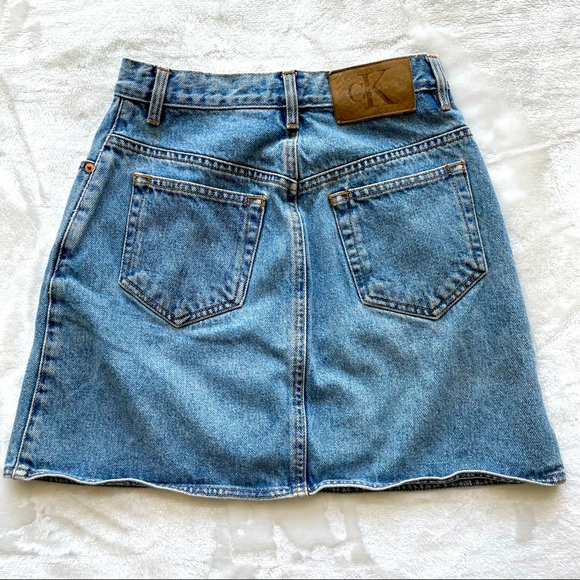 Vintage CK Calvin Klein Button Front Denim Skirt Size 3 - Picture 3 of 4